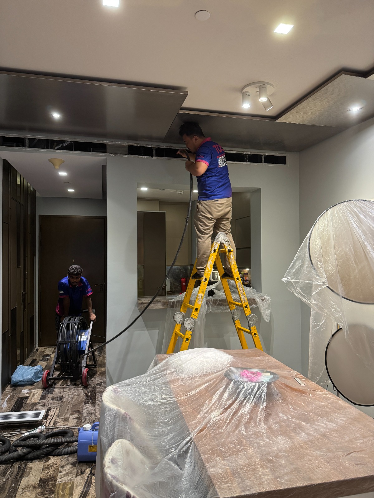AC repair background